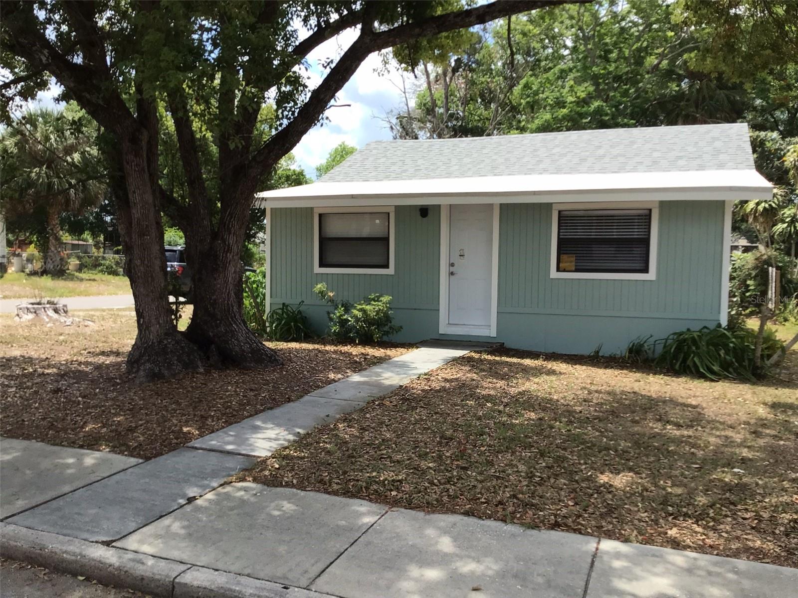 Single Family Residence in NEW PORT RICHEY, FL - Daniel Dourado