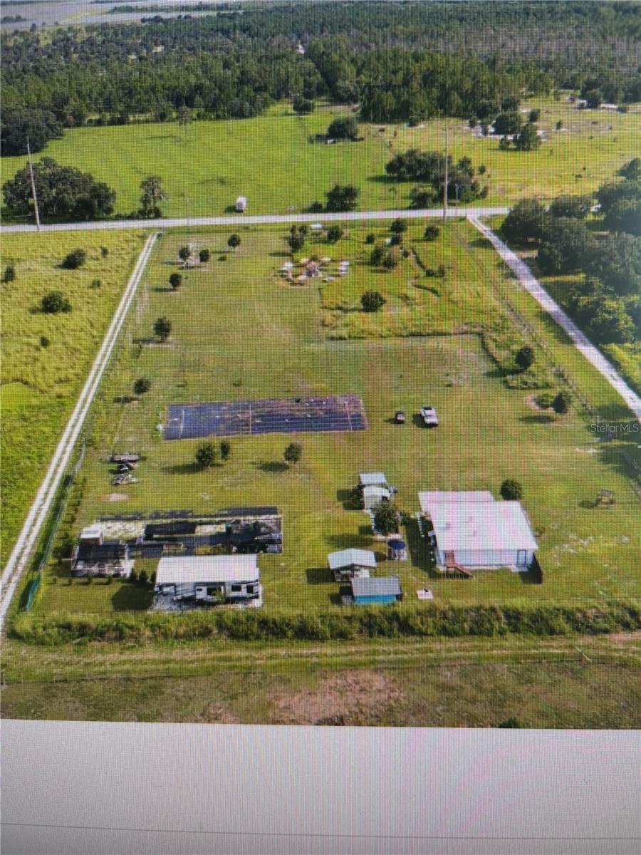 Single Family Residence in MYAKKA CITY, FL - Daniel Dourado