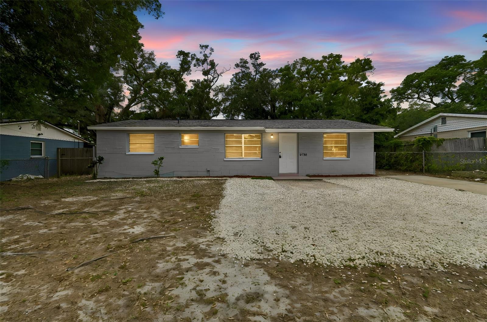 Single Family Residence in TAMPA, FL - Daniel Dourado