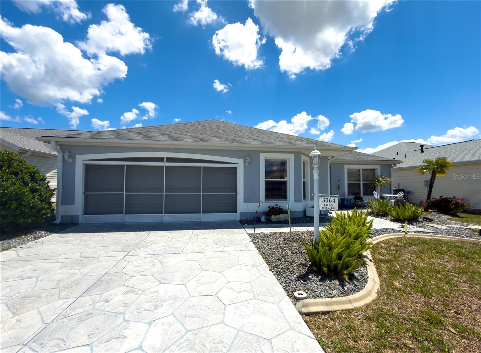 Single Family Residence in THE VILLAGES, FL - Daniel Dourado