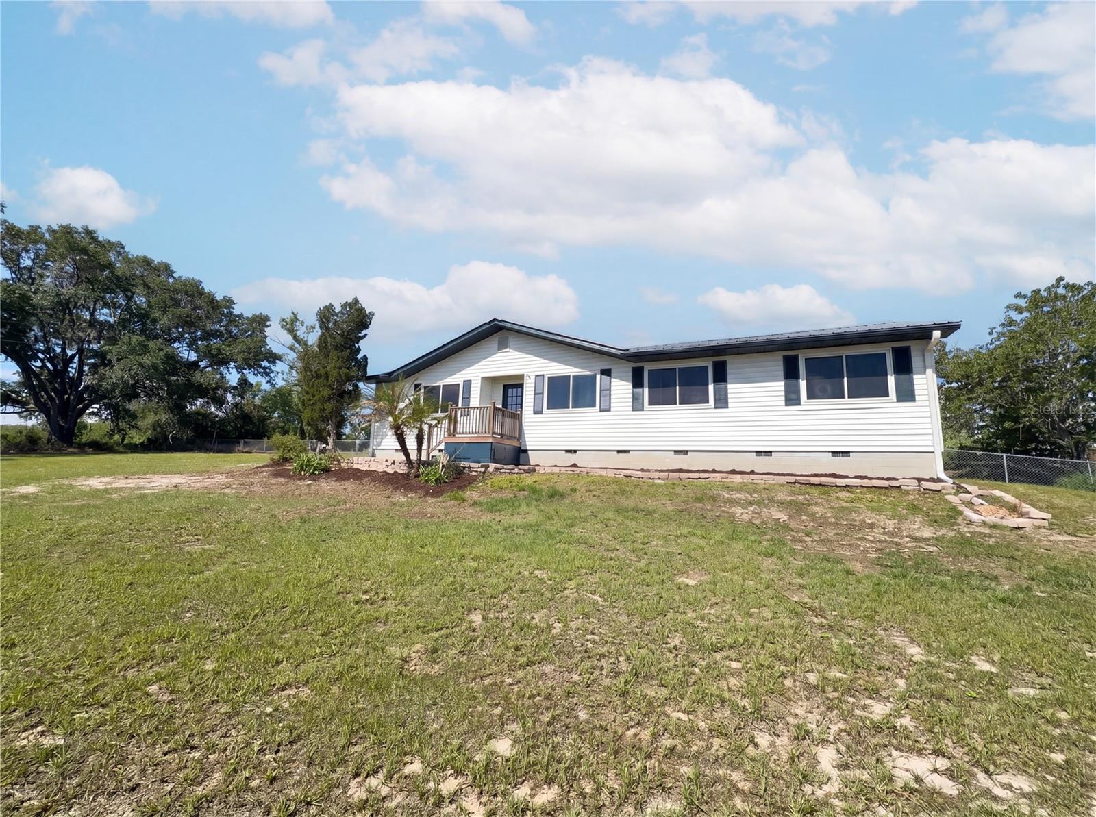 Single Family Residence in FORT MEADE, FL - Daniel Dourado