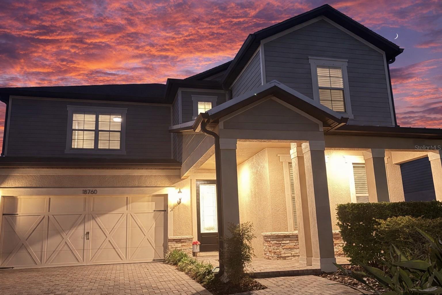 Single Family Residence in LUTZ, FL - Daniel Dourado