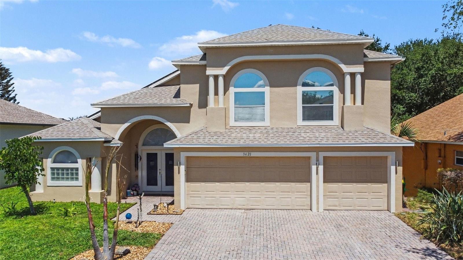 Single Family Residence em MERRITT ISLAND, FL - Daniel Dourado