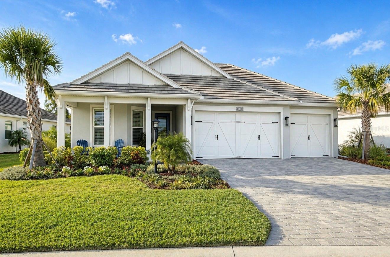 Single Family Residence in SARASOTA, FL - Daniel Dourado