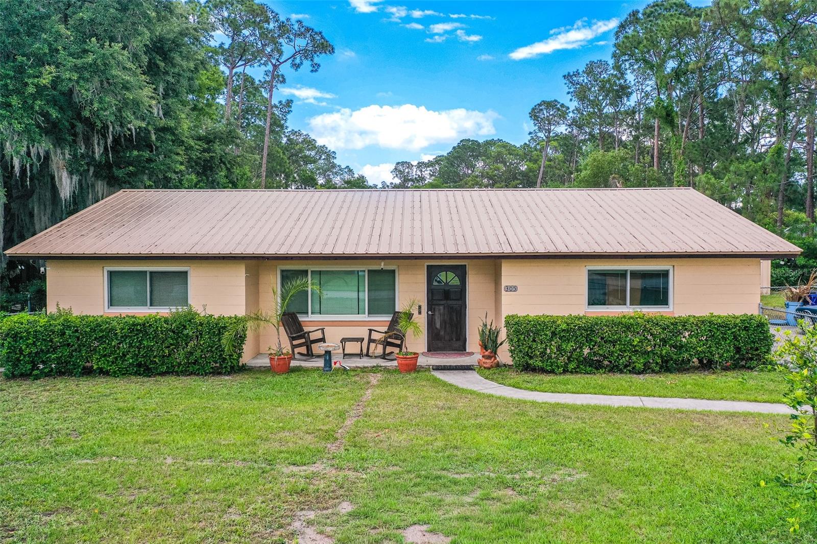 Single Family Residence in LAKE PLACID, FL - Daniel Dourado