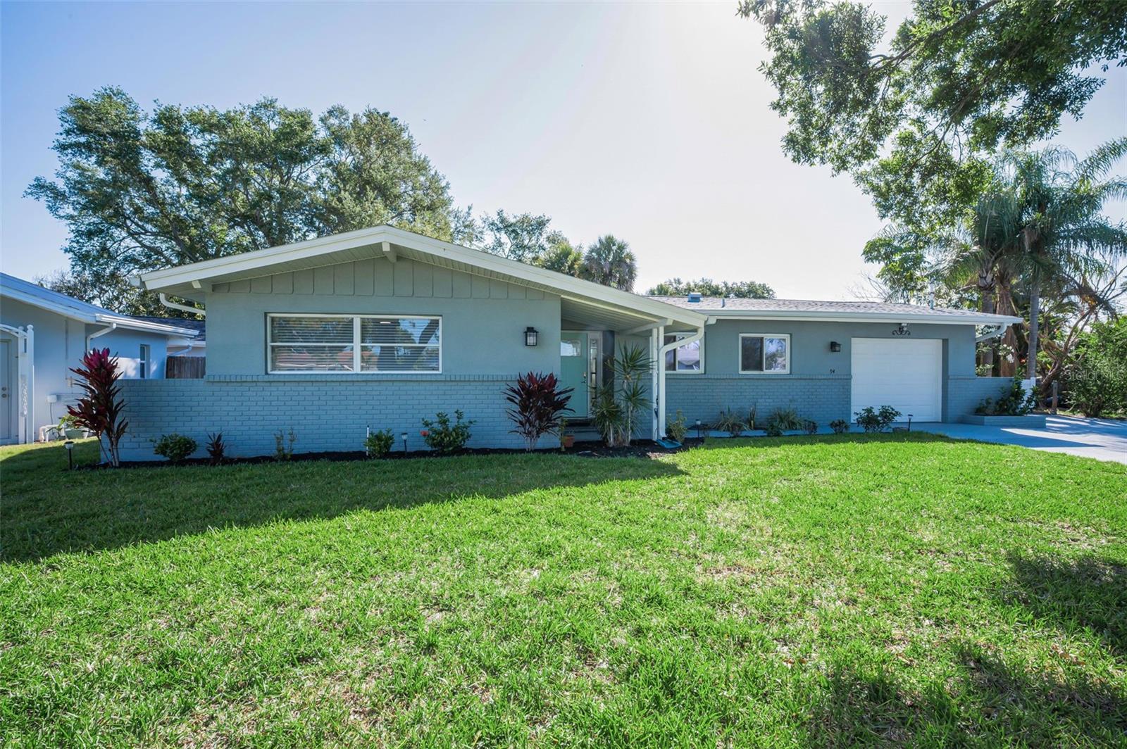 Single Family Residence em DUNEDIN, FL - Daniel Dourado