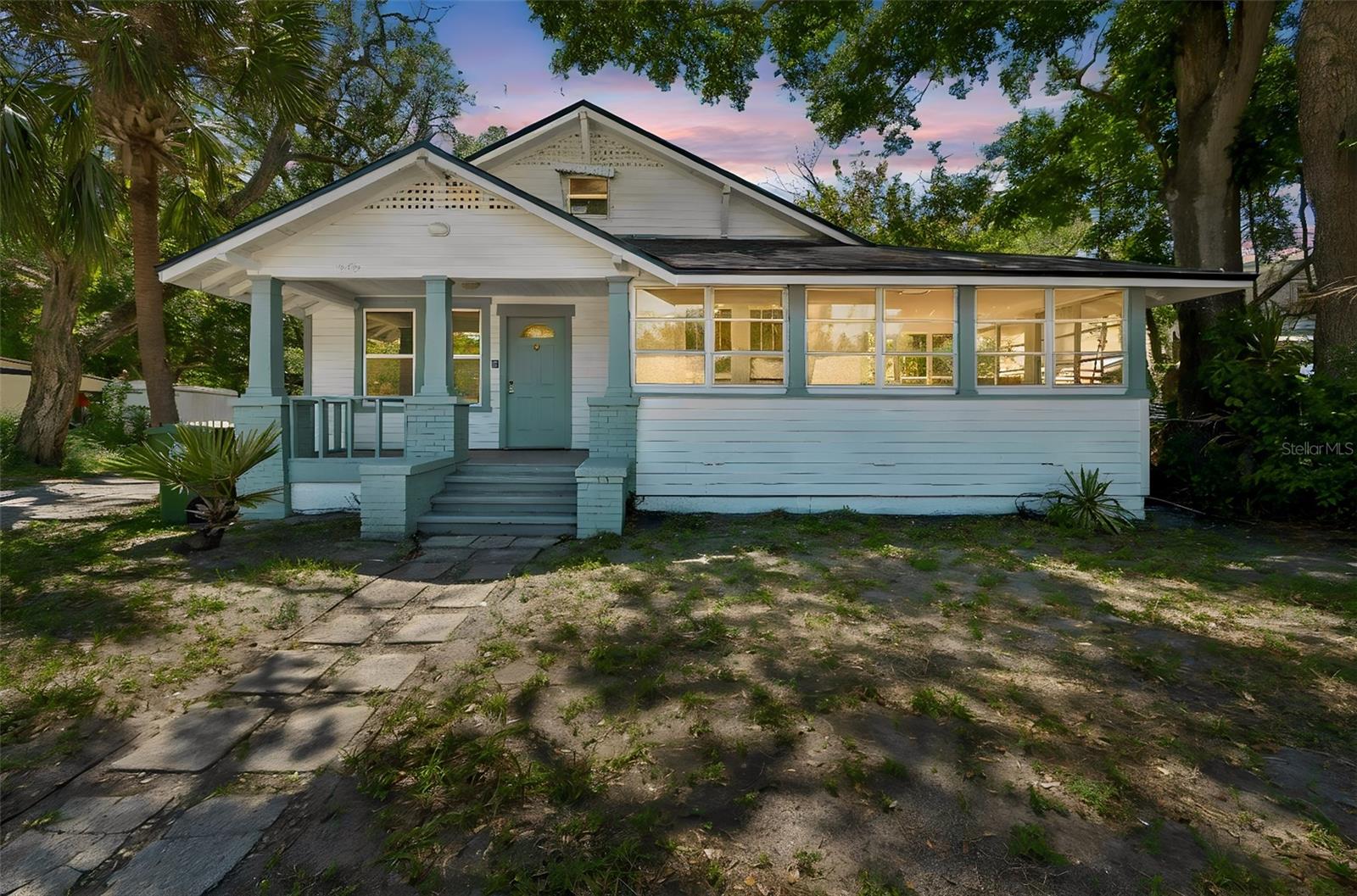 Single Family Residence in BRADENTON, FL - Daniel Dourado
