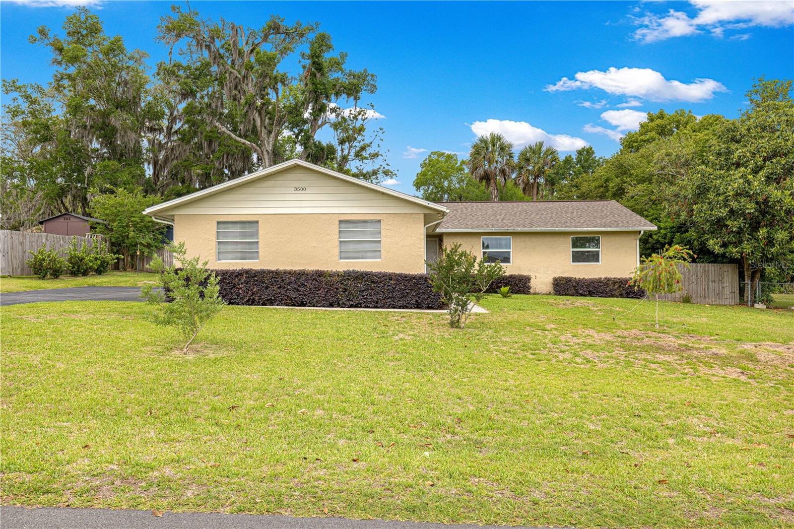Single Family Residence in OCALA, FL - Daniel Dourado