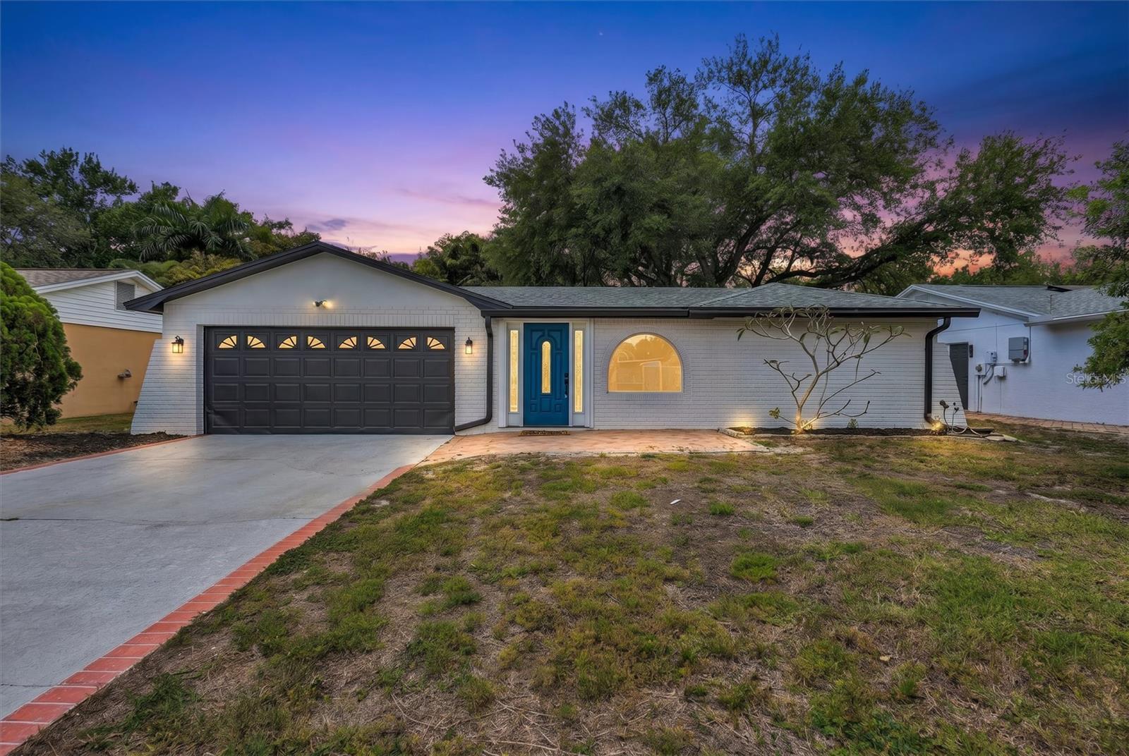 Single Family Residence in SAFETY HARBOR, FL - Daniel Dourado