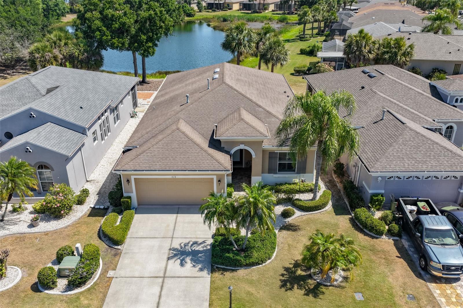Single Family Residence em SUN CITY CENTER, FL - Daniel Dourado