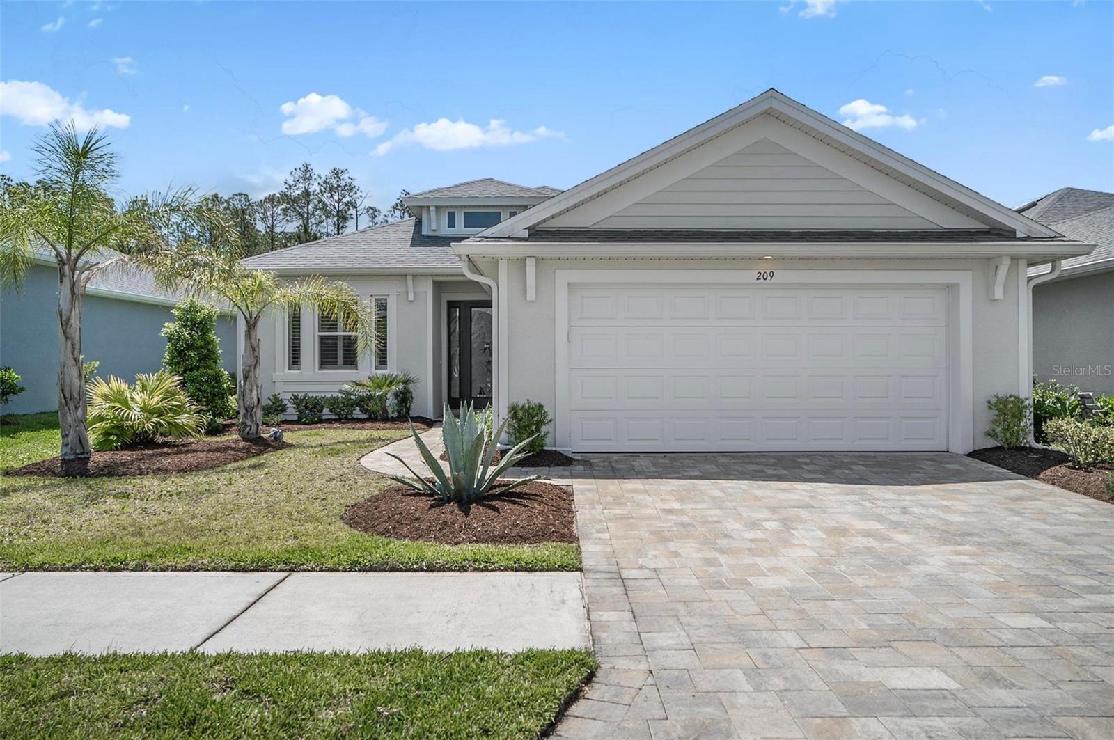 Single Family Residence in PALM COAST, FL - Daniel Dourado
