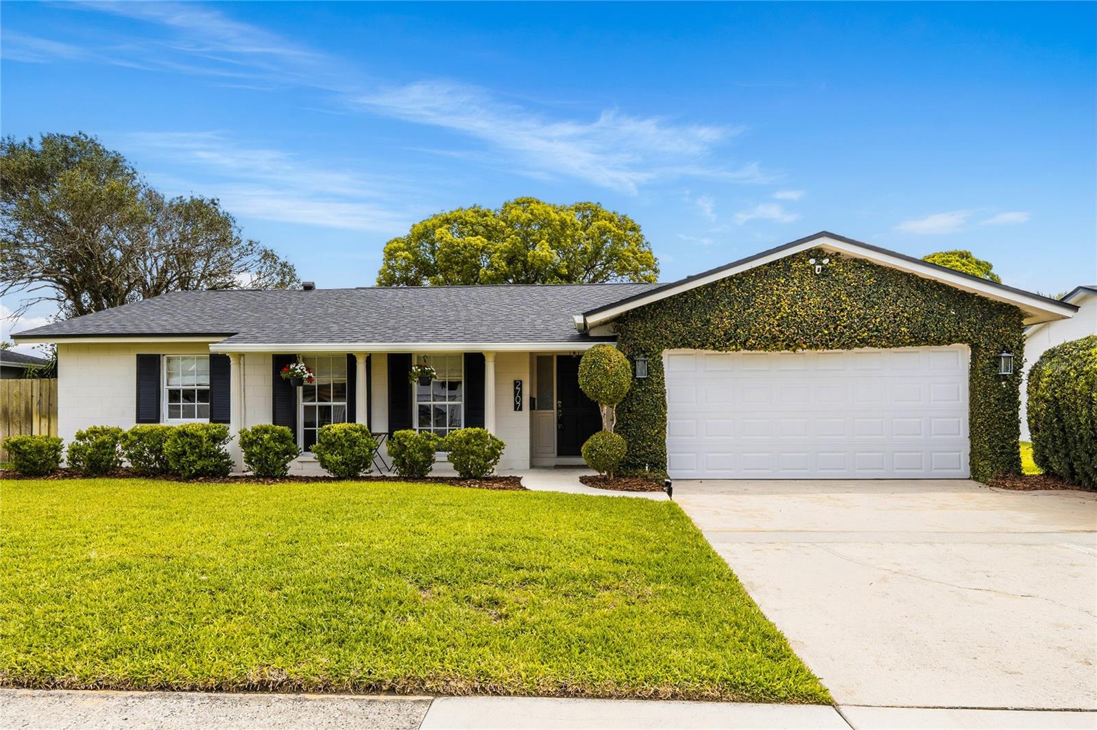 Single Family Residence in WINTER PARK, FL - Daniel Dourado