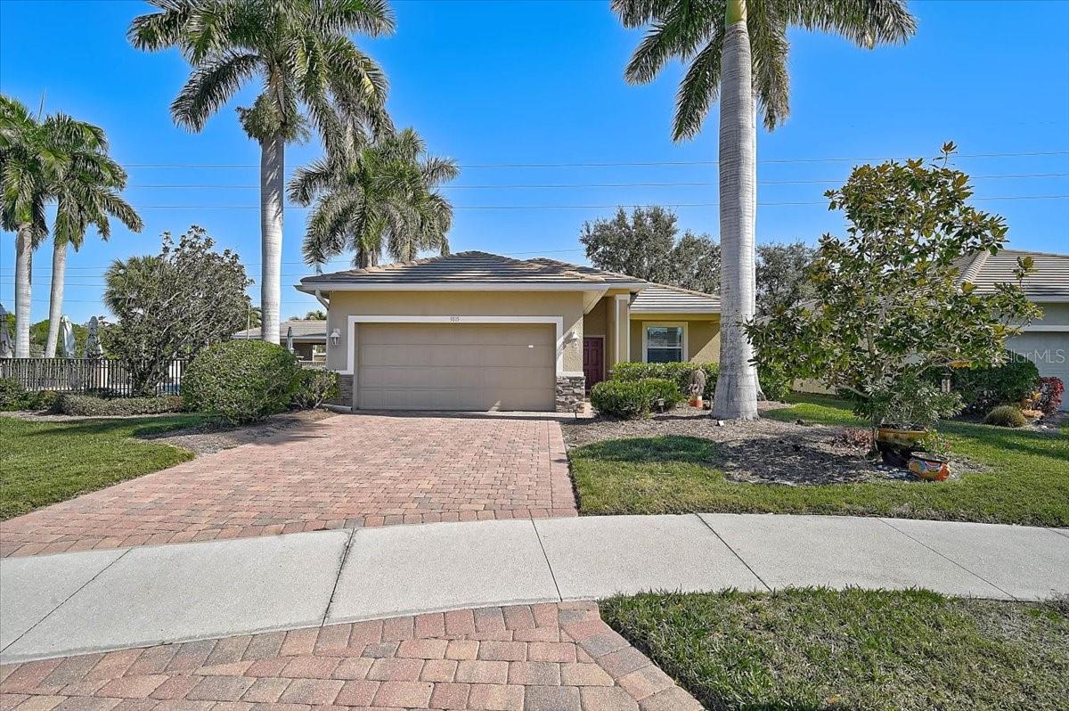 Single Family Residence em ENGLEWOOD, FL - Daniel Dourado