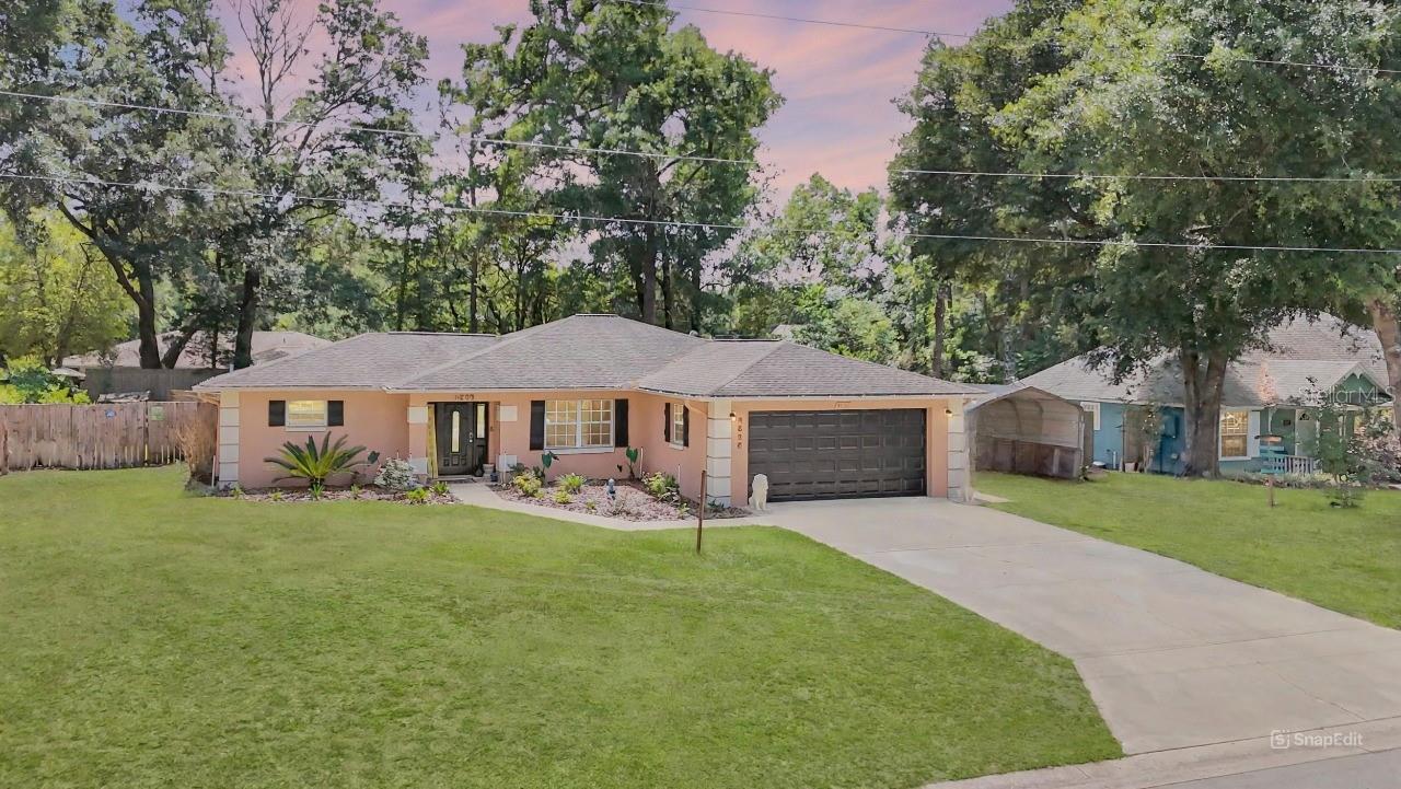 Single Family Residence in OCALA, FL - Daniel Dourado