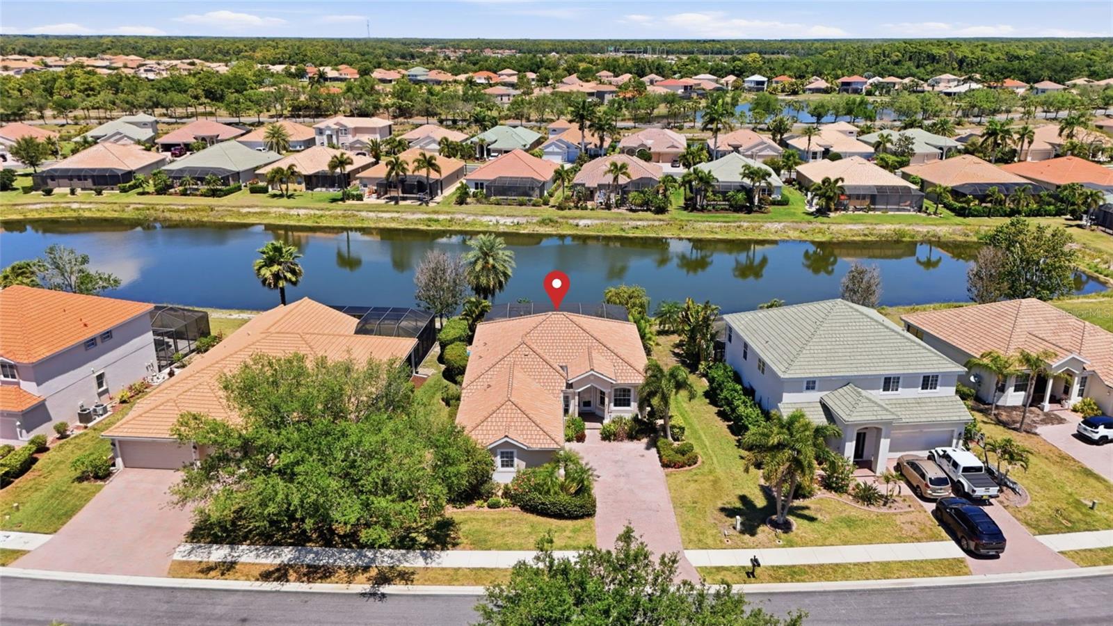 Single Family Residence in VENICE, FL - Daniel Dourado