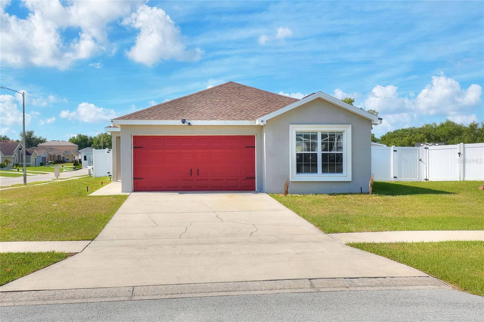 Single Family Residence in WINTER HAVEN, FL - Daniel Dourado