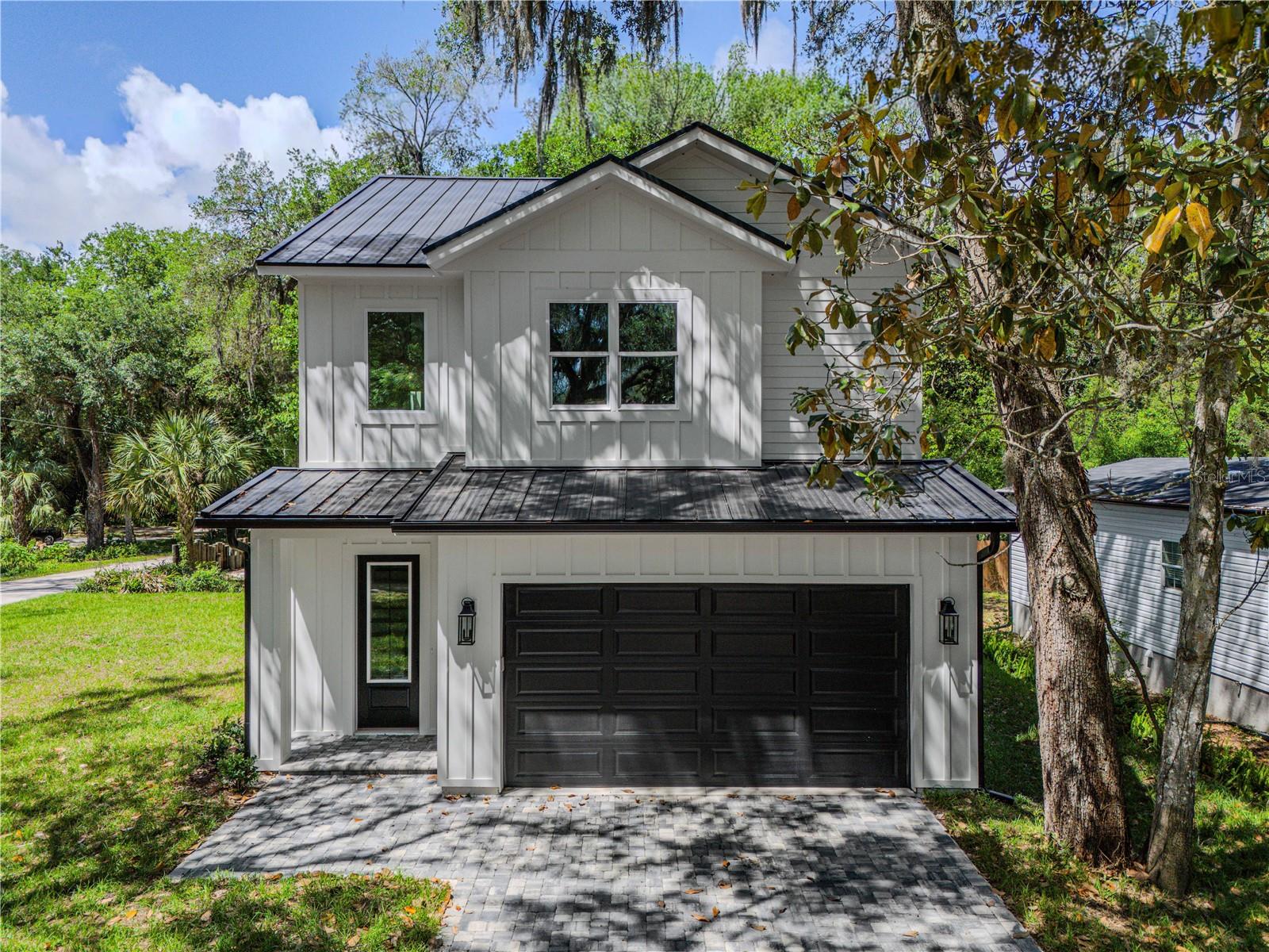 Single Family Residence in PALM COAST, FL - Daniel Dourado