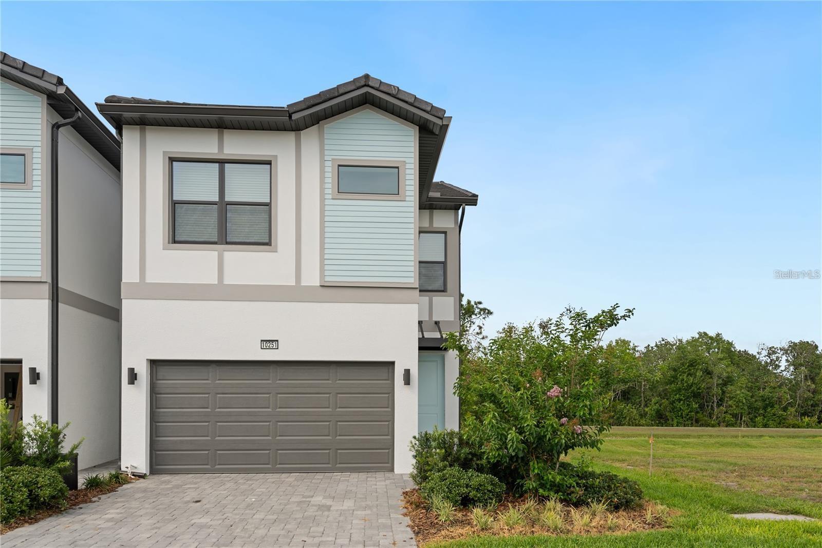 Townhouse in ORLANDO, FL - Daniel Dourado