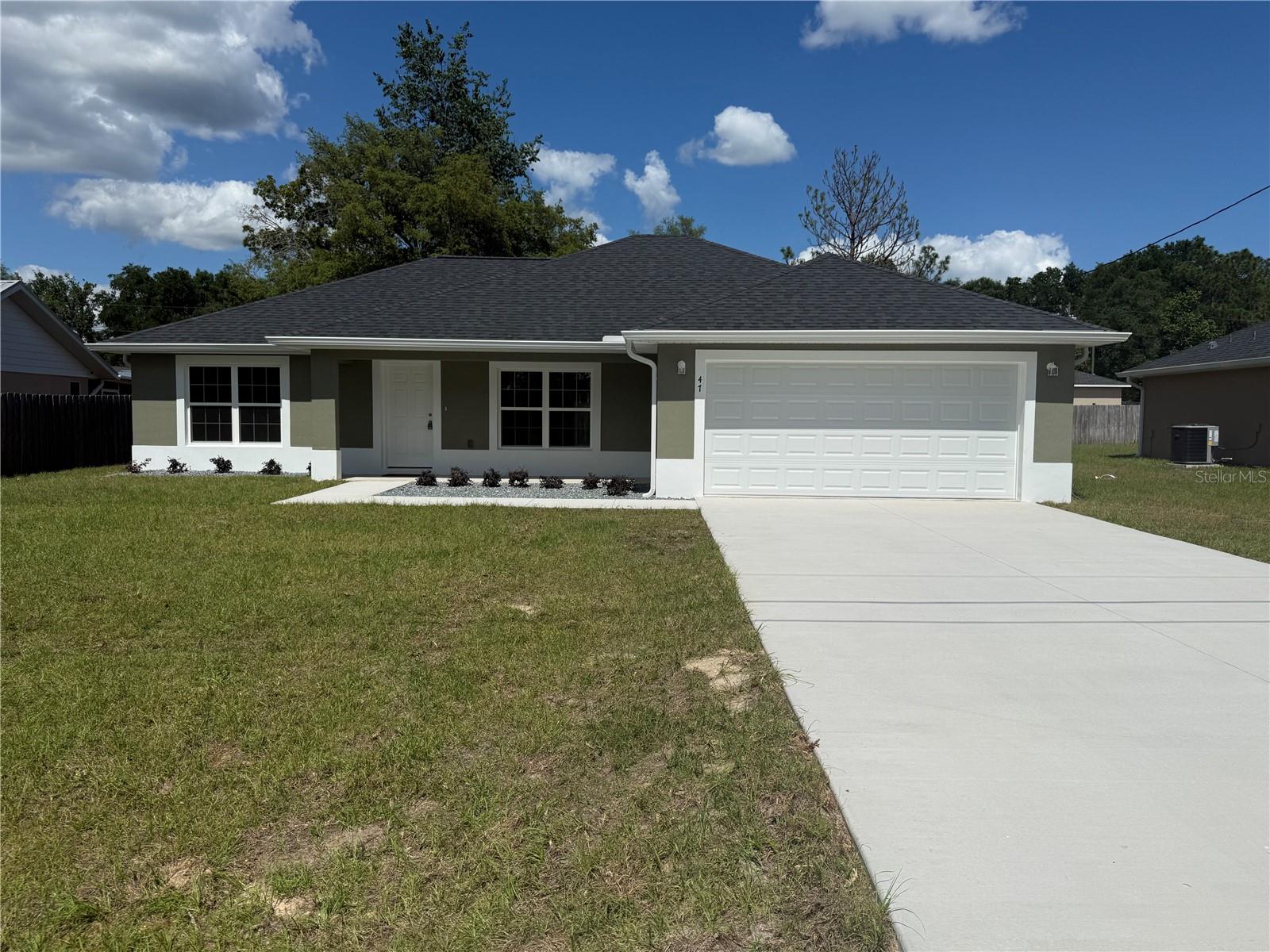 Single Family Residence in OCALA, FL - Daniel Dourado