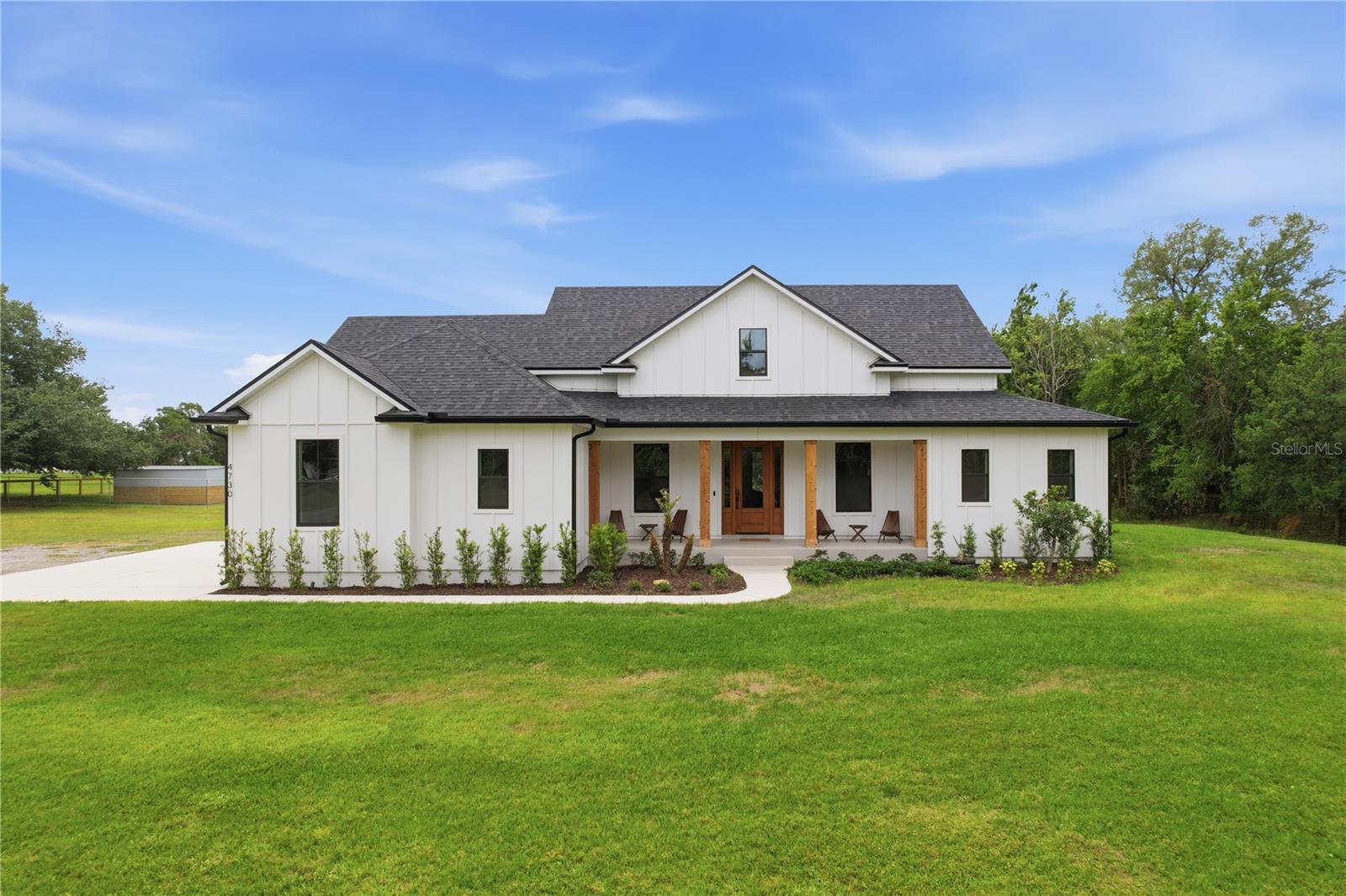 Single Family Residence in ST CLOUD, FL - Daniel Dourado