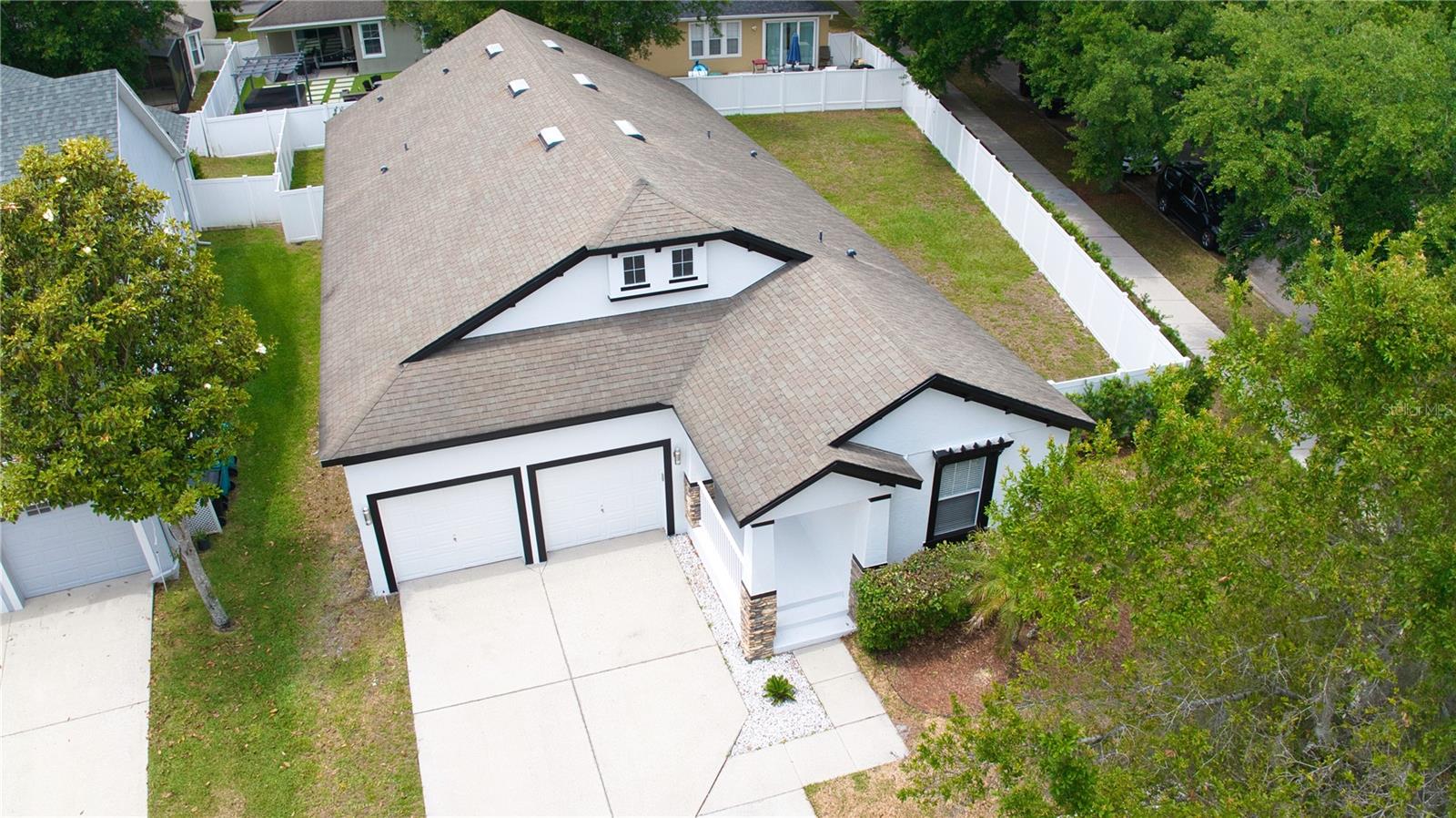 Single Family Residence in ORLANDO, FL - Daniel Dourado