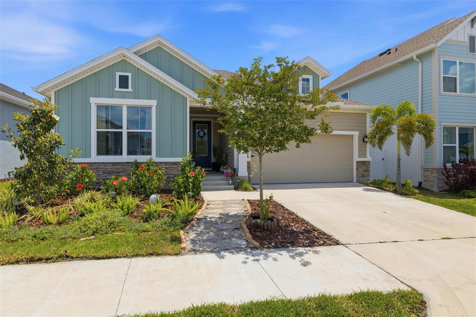 Single Family Residence in TARPON SPRINGS, FL - Daniel Dourado