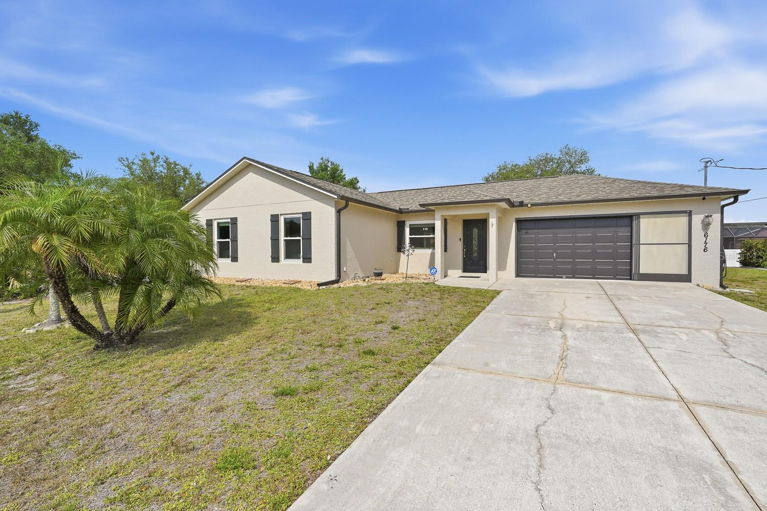 Single Family Residence em ENGLEWOOD, FL - Daniel Dourado