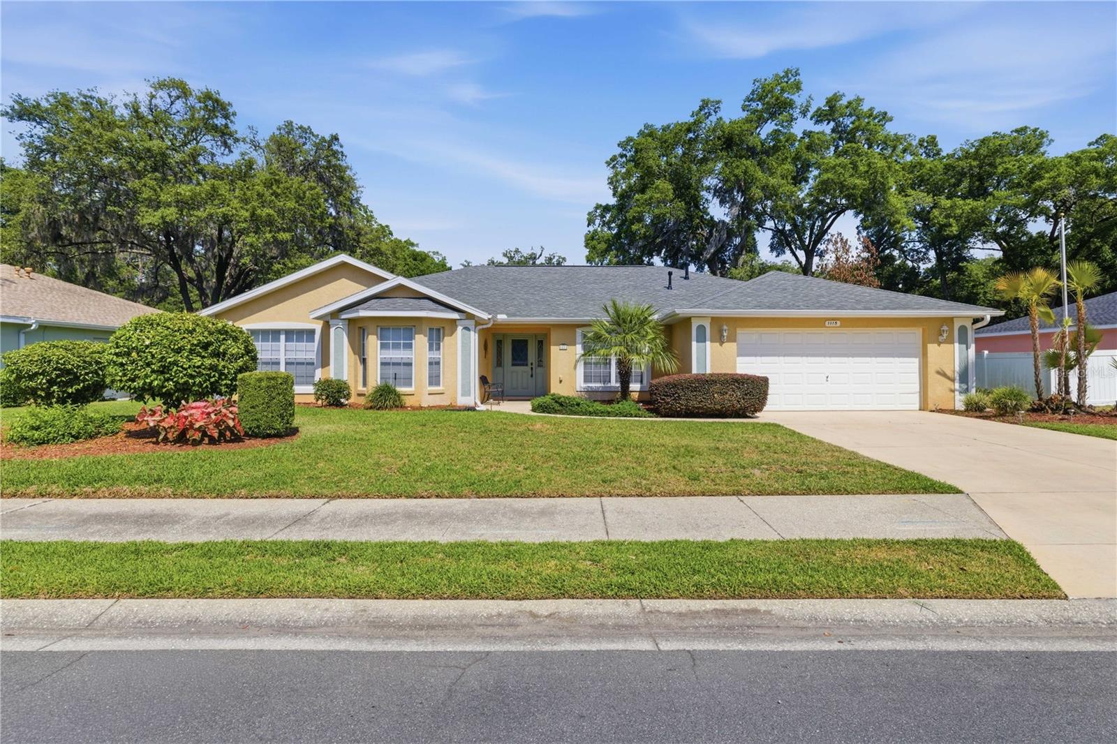 Single Family Residence in OCALA, FL - Daniel Dourado