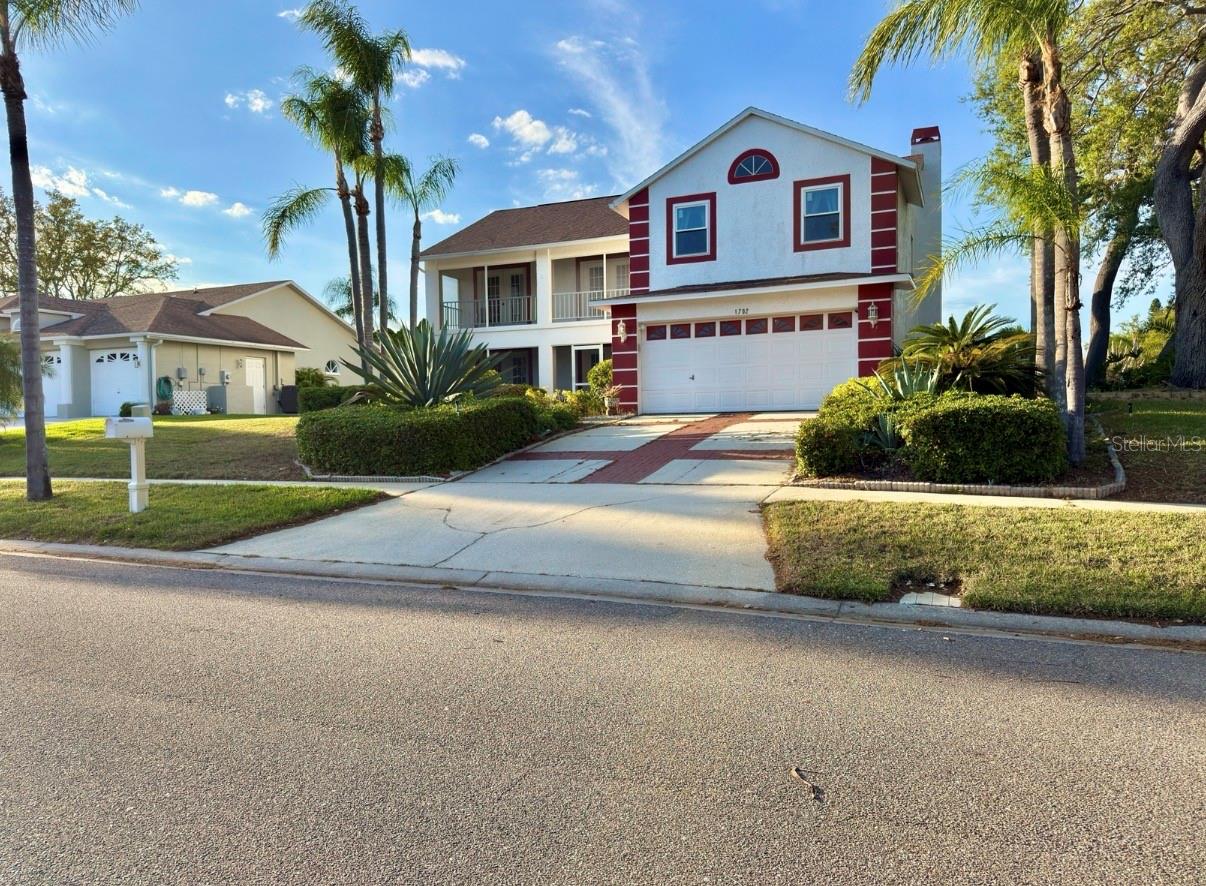 Single Family Residence in TARPON SPRINGS, FL - Daniel Dourado