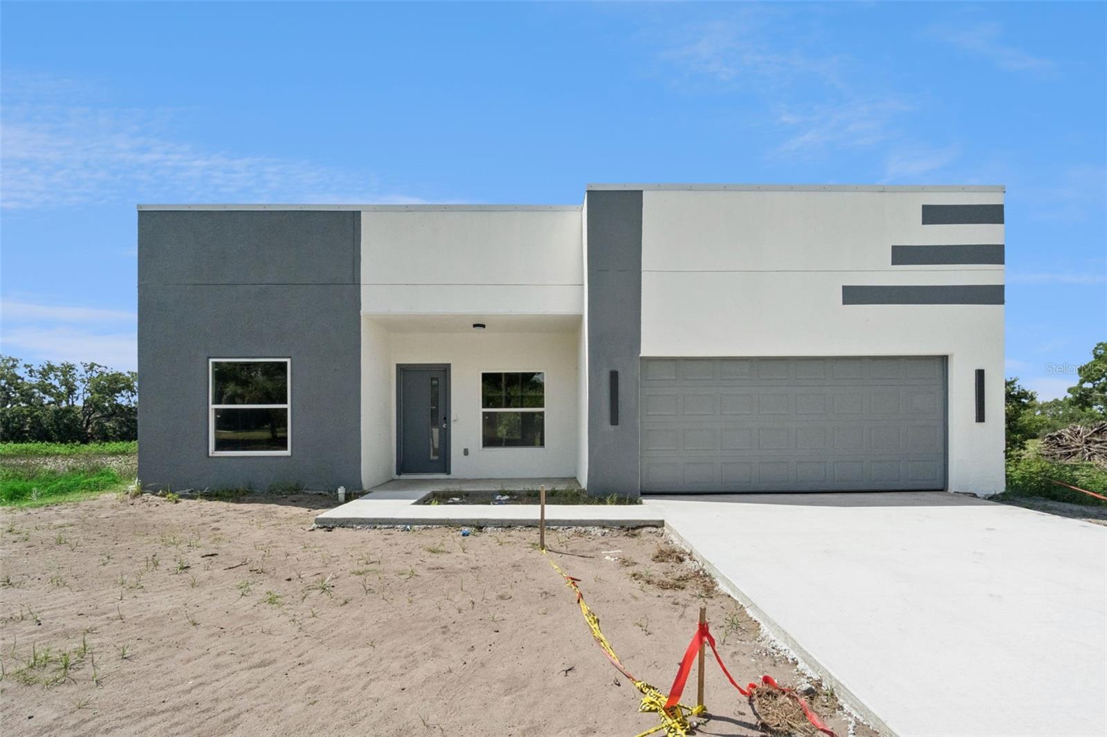 Single Family Residence in DAVENPORT, FL - Daniel Dourado