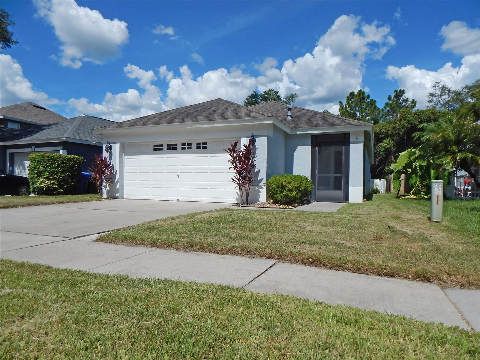 Single Family Residence em LITHIA, FL - Daniel Dourado