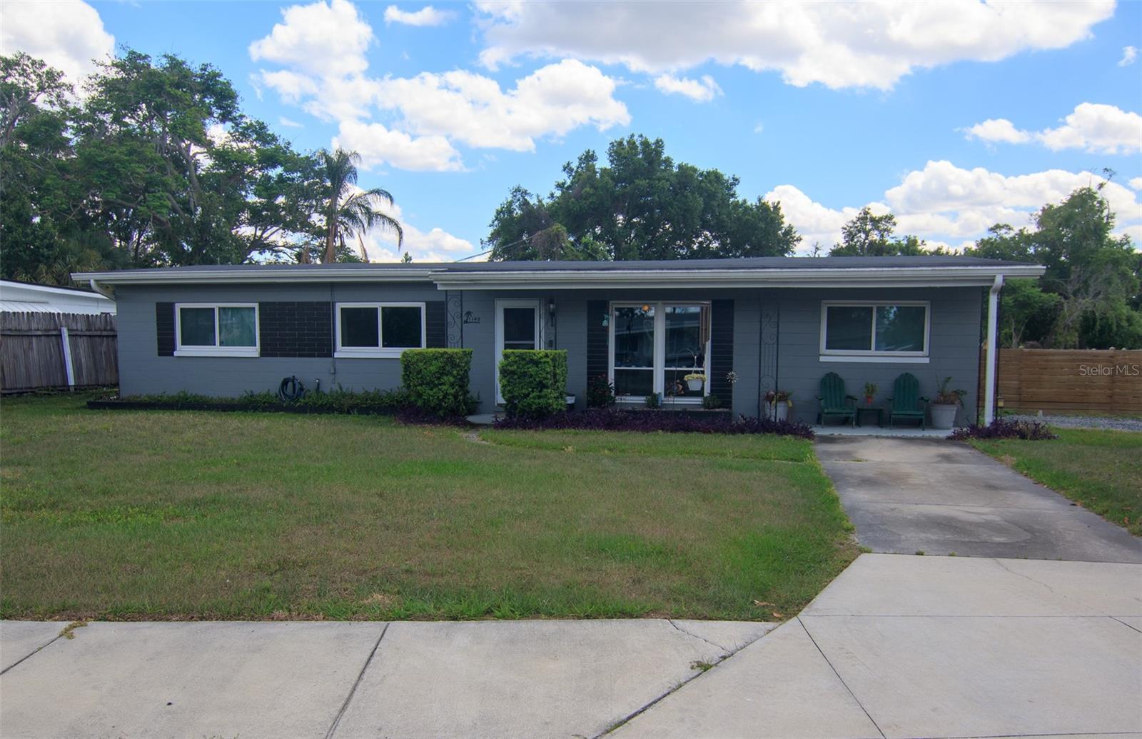 Single Family Residence in ORLANDO, FL - Daniel Dourado