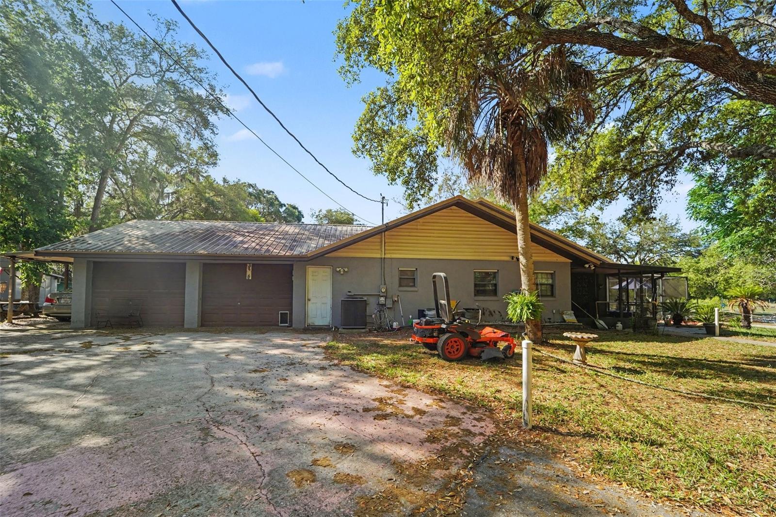 Single Family Residence em HOMOSASSA, FL - Daniel Dourado