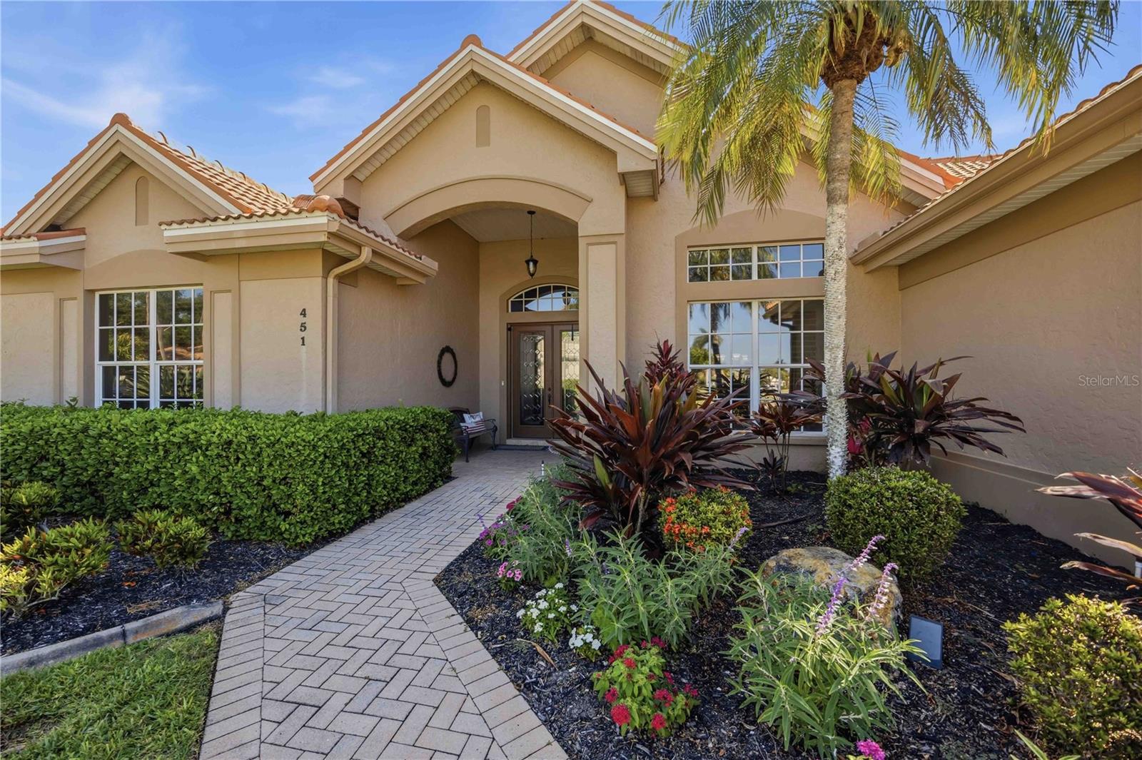 Single Family Residence in VENICE, FL - Daniel Dourado
