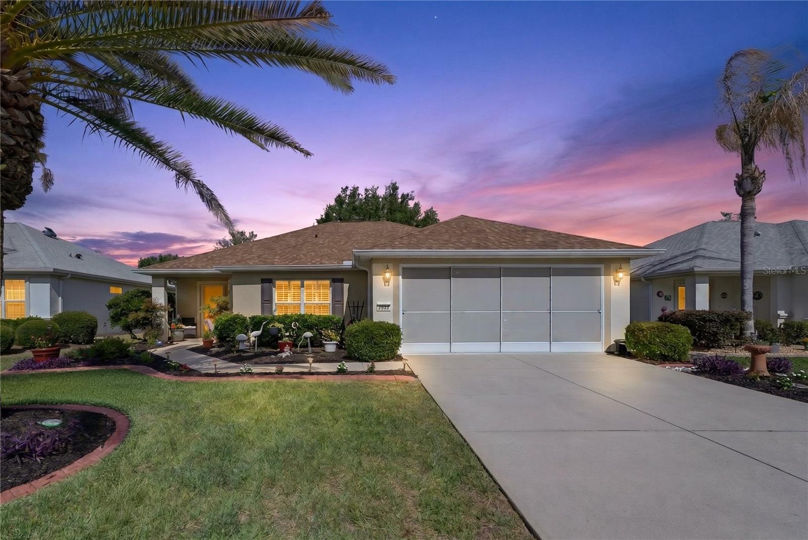 Single Family Residence em SUMMERFIELD, FL - Daniel Dourado