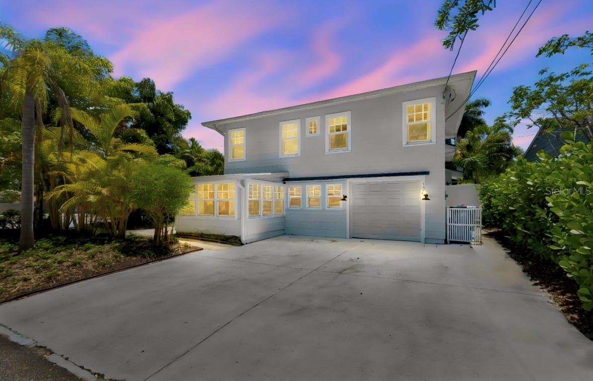 Single Family Residence em ST PETERSBURG, FL - Daniel Dourado