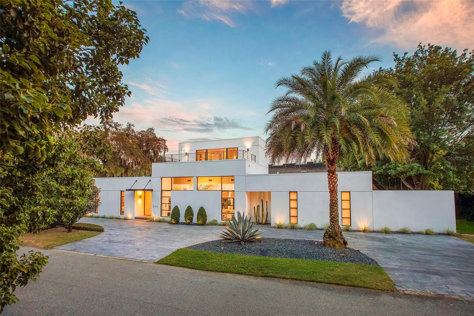 Single Family Residence in WINTER PARK, FL - Daniel Dourado