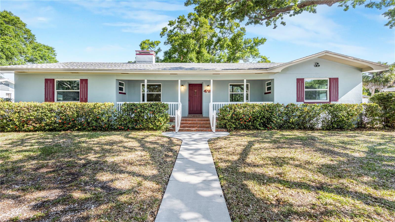 Single Family Residence in GULFPORT, FL - Daniel Dourado