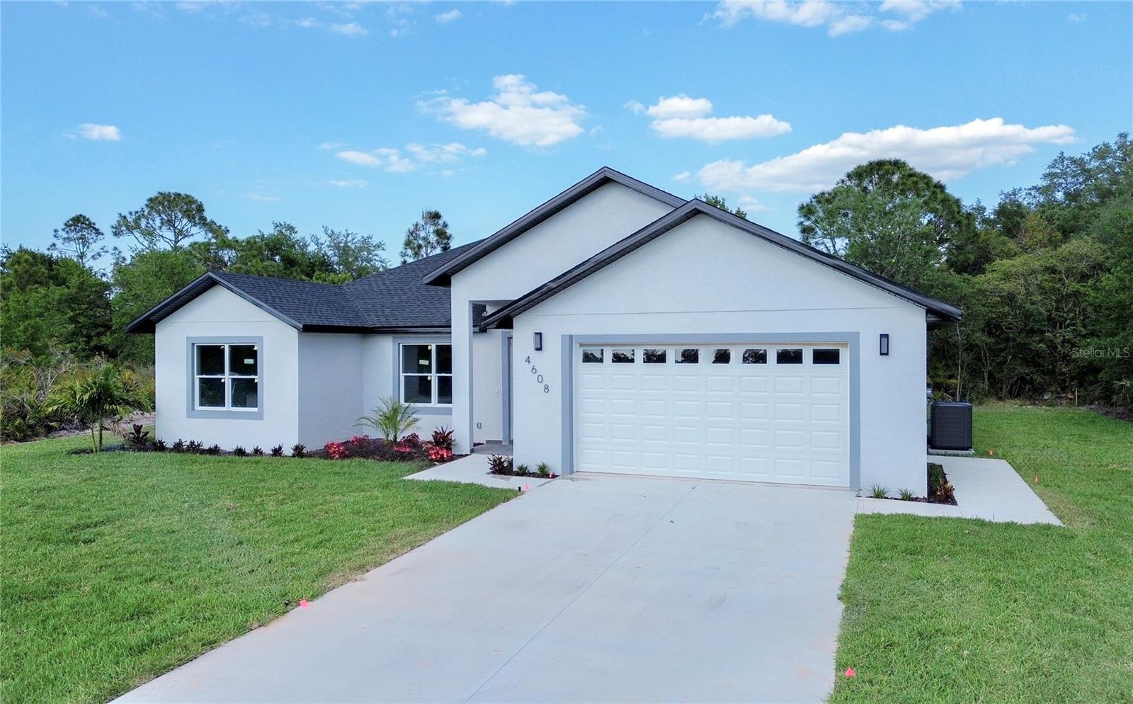 Single Family Residence in SEBRING, FL - Daniel Dourado