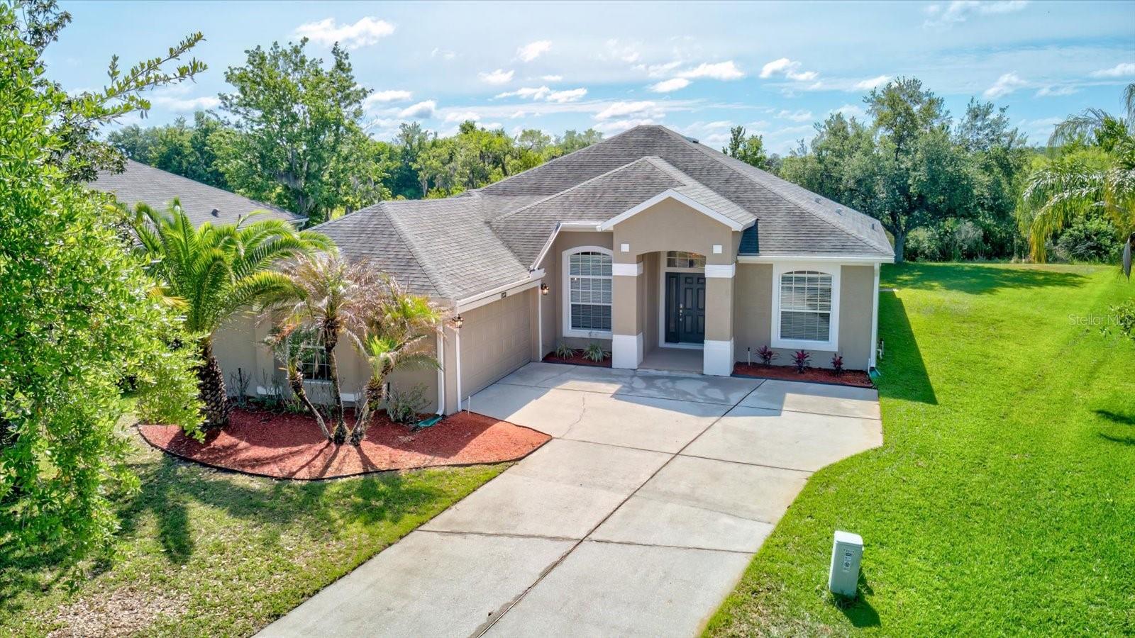 Single Family Residence in ORLANDO, FL - Daniel Dourado