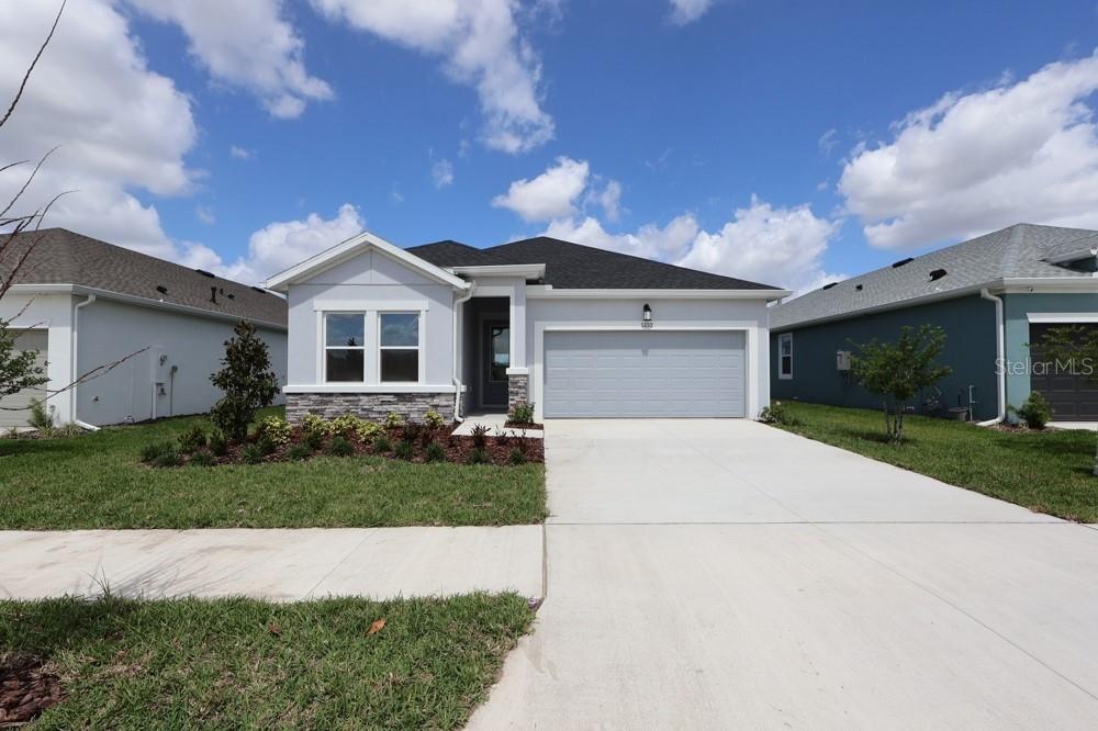 Single Family Residence in APOLLO BEACH, FL - Daniel Dourado
