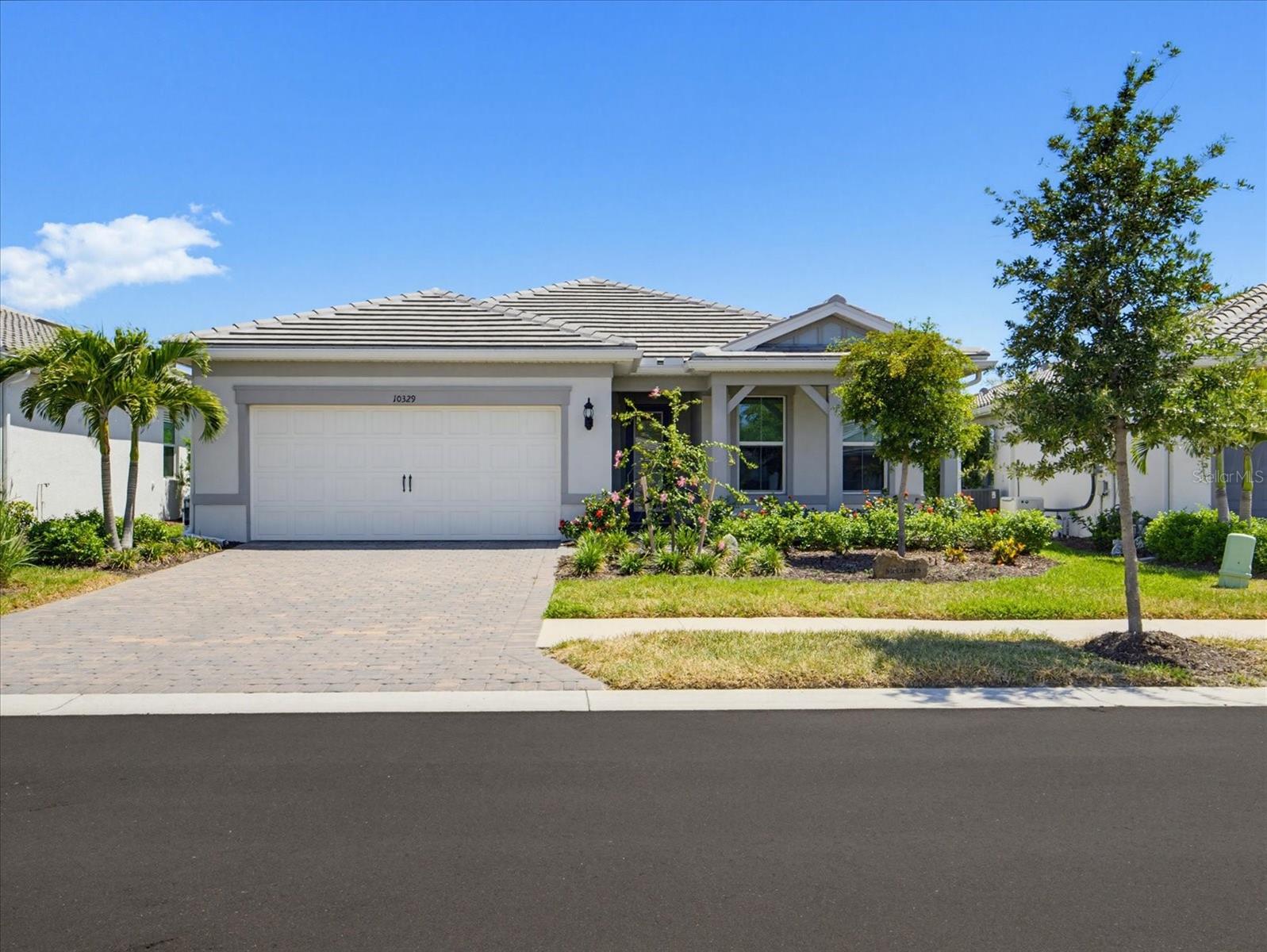 Single Family Residence em ENGLEWOOD, FL - Daniel Dourado
