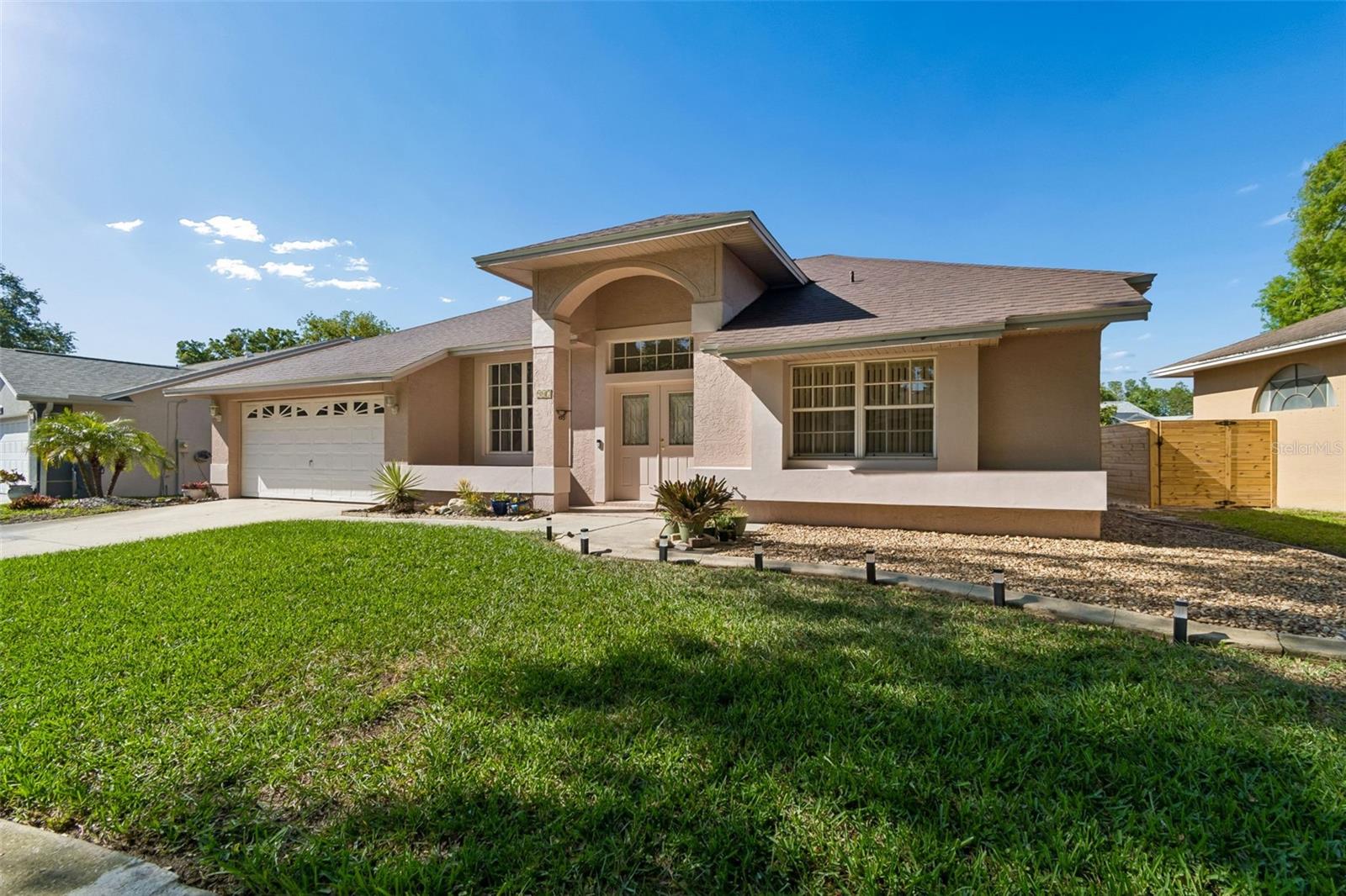 Single Family Residence in TARPON SPRINGS, FL - Daniel Dourado