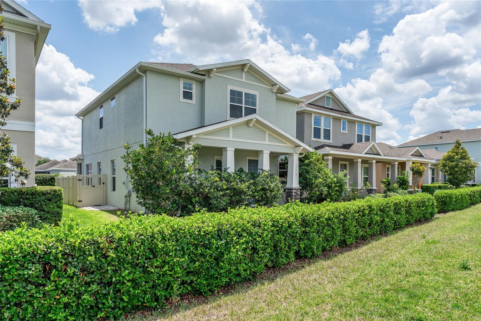 Single Family Residence in WINTER GARDEN, FL - Daniel Dourado