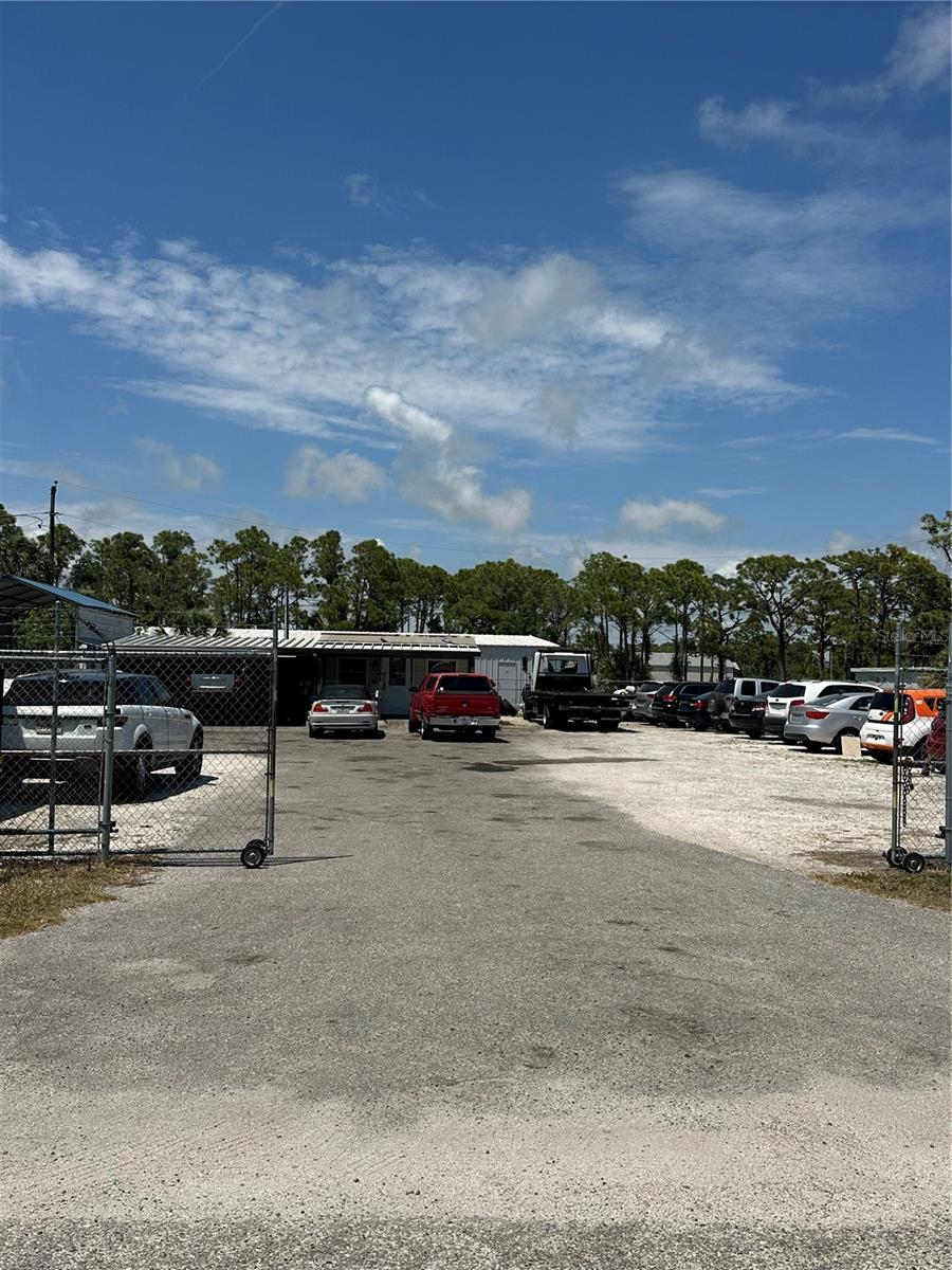 Industrial em ENGLEWOOD, FL - Daniel Dourado