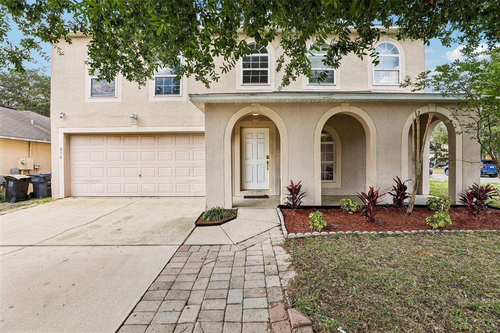 Single Family Residence in DAVENPORT, FL - Daniel Dourado