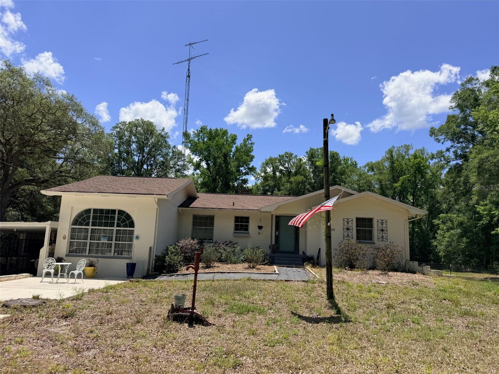 Single Family Residence em OLD TOWN, FL - Daniel Dourado