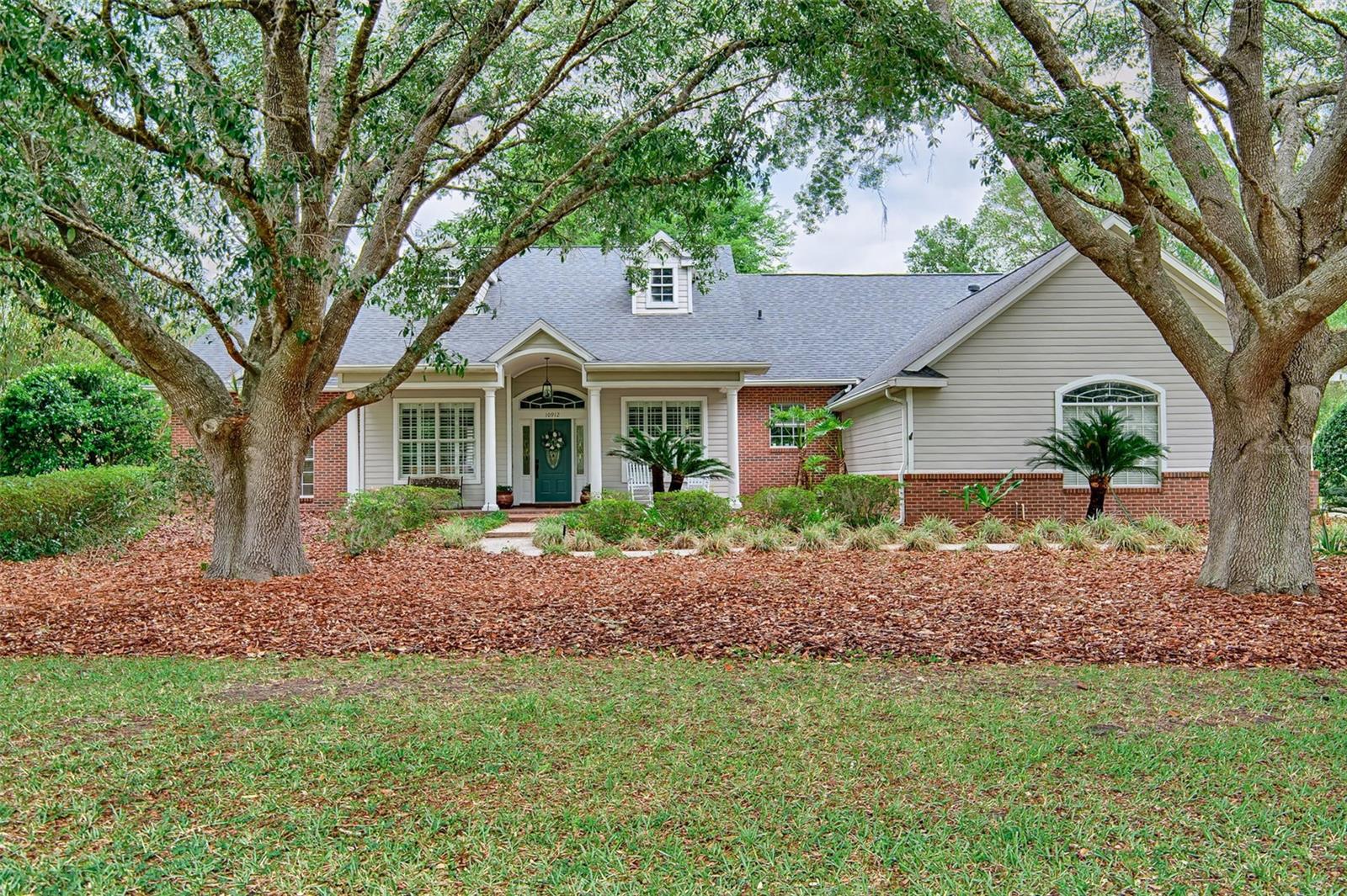 Single Family Residence in GAINESVILLE, FL - Daniel Dourado