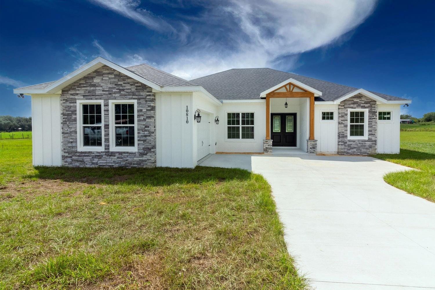 Single Family Residence em TAVARES, FL - Daniel Dourado