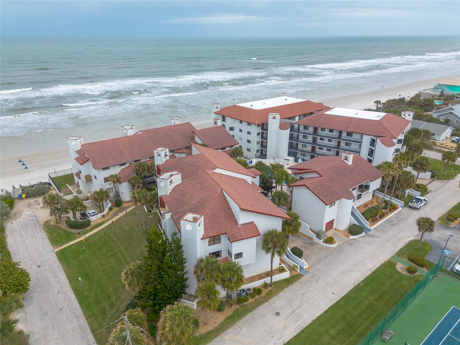 Condominium in NEW SMYRNA BEACH, FL - Daniel Dourado